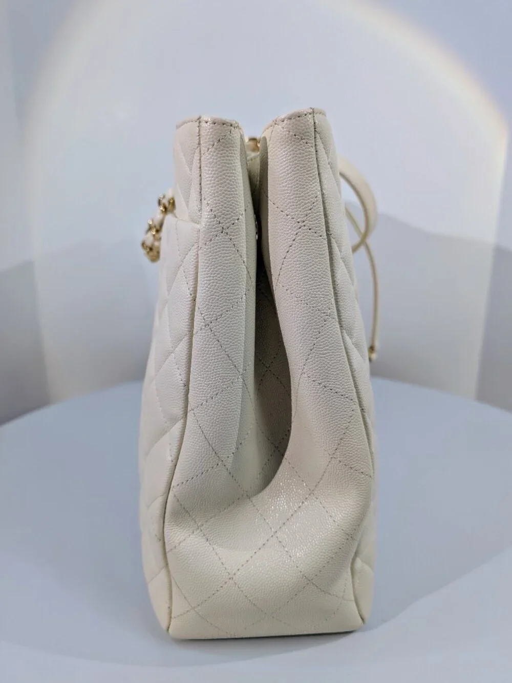 Chanel White Caviar Leather Classic Shopping Tote (GST) Turnlock Bag
